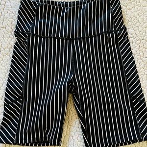 VS Crop top and short Size small